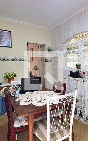 Casa à venda com 300m², 4 quartos e 4 vagasCozinha
