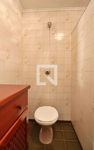 Casa à venda com 300m², 4 quartos e 4 vagasCasa 2 -Banheiro