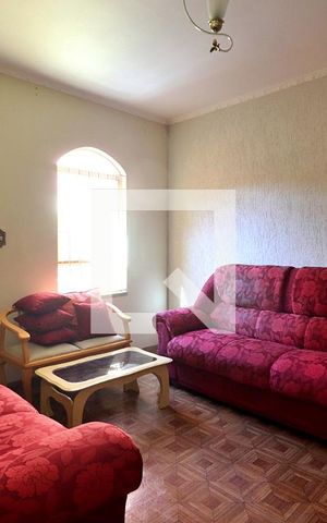 Casa à venda com 300m², 4 quartos e 4 vagasCasa 2 - Sala