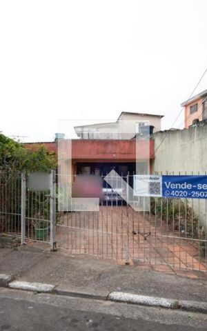Casa à venda com 310m², 3 quartos e 4 vagasFachada