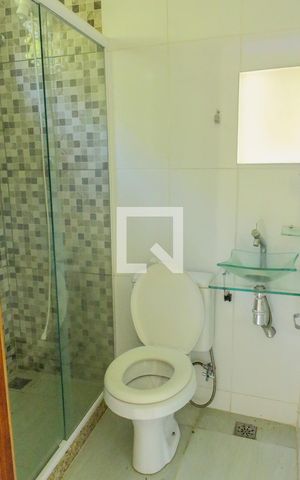 Casa de condomínio à venda com 120m², 3 quartos e 1 vaga Casa de condomínio à venda com 120m², 3 quartos e 1 vagaBanheiro