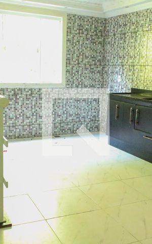 Casa de condomínio à venda com 40m², 2 quartos e sem vaga Casa de condomínio à venda com 40m², 2 quartos e sem vagaCozinha