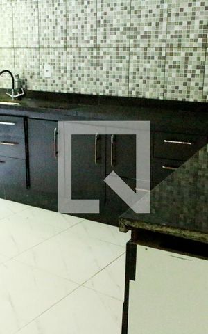 Casa de condomínio à venda com 40m², 2 quartos e sem vaga Casa de condomínio à venda com 40m², 2 quartos e sem vagaCozinha - Armário