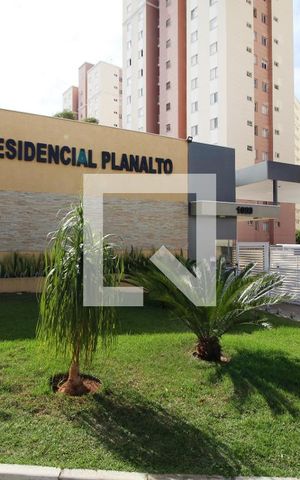 Apartamento para alugar com 59m², 2 quartos e 1 vagaFachada do Condomínio