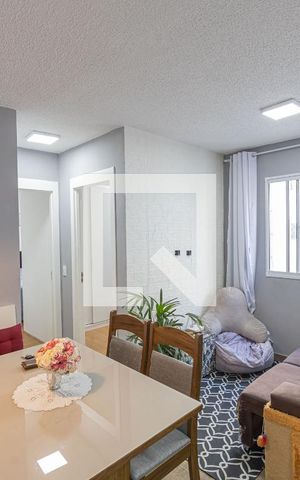 Apartamento à venda com 40m², 2 quartos e 1 vaga Apartamento à venda com 40m², 2 quartos e 1 vagaSala
