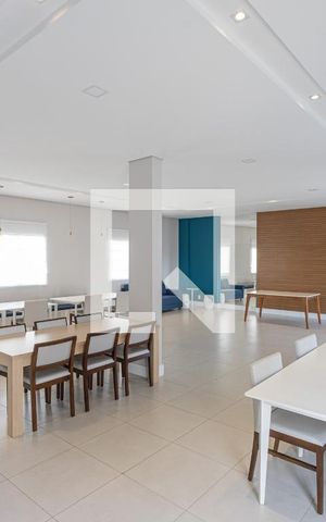 Apartamento à venda com 40m², 2 quartos e 1 vaga Apartamento à venda com 40m², 2 quartos e 1 vagaÁrea comum - Salão de festas