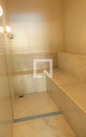 Apartamento à venda com 72m², 2 quartos e 1 vaga Apartamento à venda com 72m², 2 quartos e 1 vagaSaúna