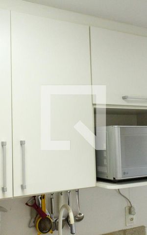 Apartamento à venda com 72m², 2 quartos e 1 vaga Apartamento à venda com 72m², 2 quartos e 1 vagaCozinha - Armários