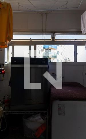 Apartamento à venda com 320m², 3 quartos e 3 vagas Apartamento à venda com 320m², 3 quartos e 3 vagasÁrea de Serviço