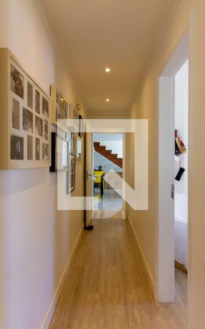 Apartamento à venda com 320m², 3 quartos e 3 vagas Apartamento à venda com 320m², 3 quartos e 3 vagasCorredor