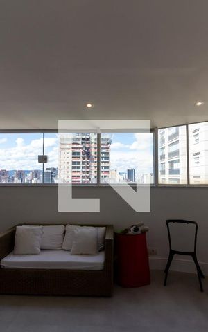 Apartamento à venda com 320m², 3 quartos e 3 vagas Apartamento à venda com 320m², 3 quartos e 3 vagasBrinquedoteca Cobertura