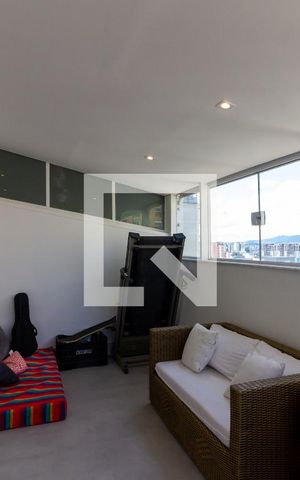 Apartamento à venda com 320m², 3 quartos e 3 vagas Apartamento à venda com 320m², 3 quartos e 3 vagasBrinquedoteca Cobertura