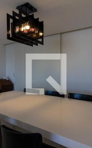 Apartamento à venda com 320m², 3 quartos e 3 vagas Apartamento à venda com 320m², 3 quartos e 3 vagasSala de Jantar