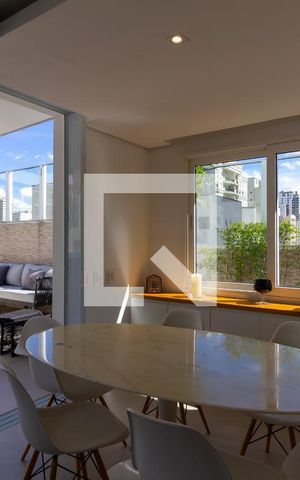 Apartamento à venda com 320m², 3 quartos e 3 vagas Apartamento à venda com 320m², 3 quartos e 3 vagasSala