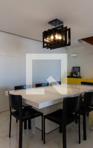 Apartamento à venda com 320m², 3 quartos e 3 vagas Apartamento à venda com 320m², 3 quartos e 3 vagasSala de Jantar