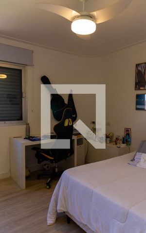 Apartamento à venda com 320m², 3 quartos e 3 vagas Apartamento à venda com 320m², 3 quartos e 3 vagasQuarto 2