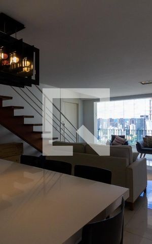 Apartamento à venda com 320m², 3 quartos e 3 vagas Apartamento à venda com 320m², 3 quartos e 3 vagasSala
