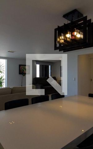 Apartamento à venda com 320m², 3 quartos e 3 vagas Apartamento à venda com 320m², 3 quartos e 3 vagasSala de Jantar
