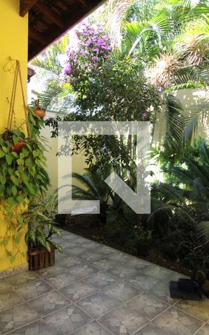 Casa à venda com 150m², 4 quartos e 3 vagasFachada frente 