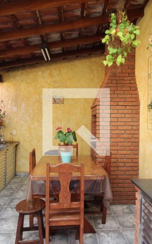Casa à venda com 150m², 4 quartos e 3 vagasChurrasqueira