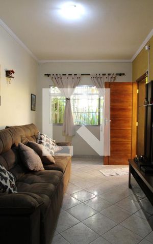 Casa à venda com 150m², 4 quartos e 3 vagasSala