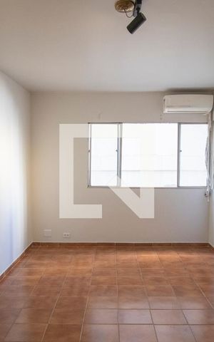 Apartamento para alugar com 85m², 3 quartos e 1 vaga Apartamento para alugar com 85m², 3 quartos e 1 vagaSala