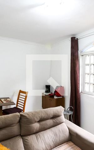 Casa para alugar com 200m², 3 quartos e 1 vaga Casa para alugar com 200m², 3 quartos e 1 vagaSala