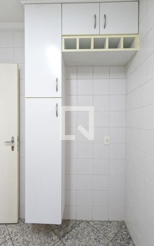 Apartamento para alugar com 62m², 2 quartos e 1 vaga Apartamento para alugar com 62m², 2 quartos e 1 vagaCozinha