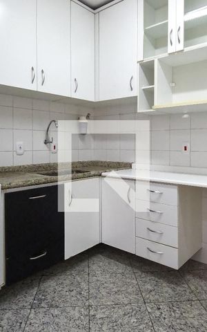 Apartamento para alugar com 62m², 2 quartos e 1 vaga Apartamento para alugar com 62m², 2 quartos e 1 vagaCozinha