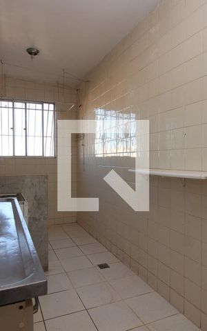 Apartamento para alugar com 56m², 2 quartos e sem vagaCozinha e Área de Serviço