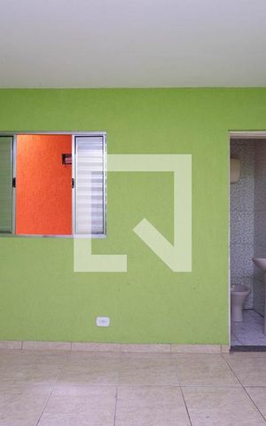 Casa à venda com 35m², 1 quarto e sem vaga Casa à venda com 35m², 1 quarto e sem vagaQuarto