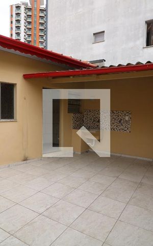 Casa para alugar com 130m², 2 quartos e sem vagaÁrea de Serviço