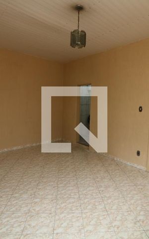 Casa para alugar com 130m², 2 quartos e sem vagaSala