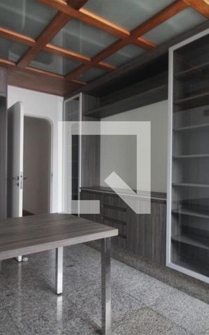 Apartamento à venda com 541m², 4 quartos e 6 vagasCozinha