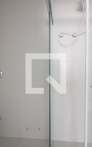 Apartamento à venda com 541m², 4 quartos e 6 vagasBanheiro de Serviço