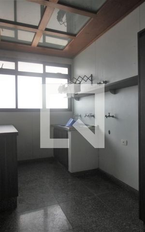 Apartamento à venda com 541m², 4 quartos e 6 vagasÁrea de Serviço