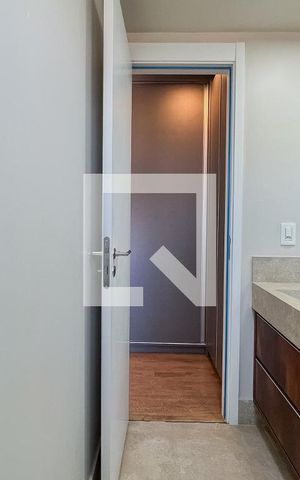 Apartamento para alugar com 92m², 2 quartos e 2 vagasBanheiro do Quarto 2