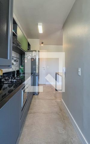 Apartamento para alugar com 92m², 2 quartos e 2 vagasCozinha