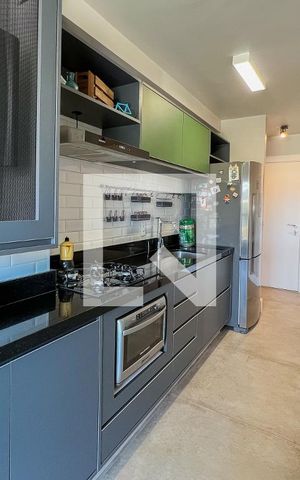 Apartamento para alugar com 92m², 2 quartos e 2 vagasCozinha