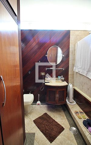 Casa à venda com 224m², 4 quartos e 2 vagasBanheiro do Quarto 1 - Suíte
