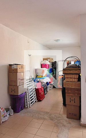 Casa à venda com 224m², 4 quartos e 2 vagasQuarto de Serviço