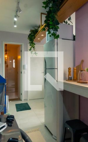 Apartamento à venda com 34m², 2 quartos e 1 vaga Apartamento à venda com 34m², 2 quartos e 1 vagaCozinha e Área de Serviço
