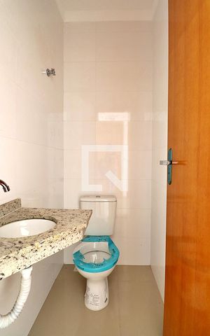 Casa à venda com 129m², 2 quartos e 2 vagasLavabo