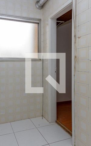 Apartamento à venda com 94m², 3 quartos e 1 vaga Apartamento à venda com 94m², 3 quartos e 1 vagaLavanderia