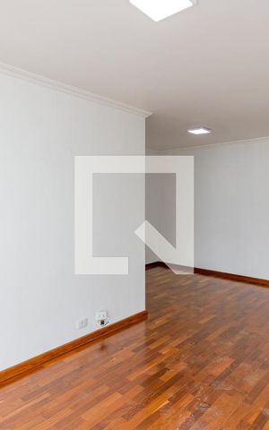 Apartamento à venda com 94m², 3 quartos e 1 vaga Apartamento à venda com 94m², 3 quartos e 1 vagaSala