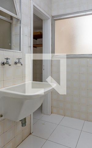 Apartamento à venda com 94m², 3 quartos e 1 vaga Apartamento à venda com 94m², 3 quartos e 1 vagaLavanderia
