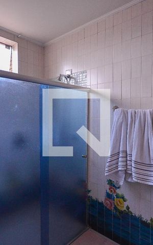 Casa à venda com 410m², 4 quartos e 4 vagas Casa à venda com 410m², 4 quartos e 4 vagasBanheiro Social