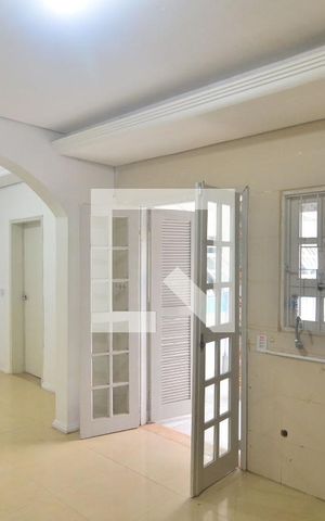 Casa à venda com 300m², 4 quartos e 3 vagasCozinha