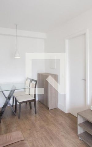 Apartamento à venda com 37m², 1 quarto e 1 vagaSala