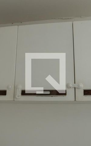 Apartamento para alugar com 35m², 1 quarto e sem vaga Apartamento para alugar com 35m², 1 quarto e sem vagaCozinha - Armários